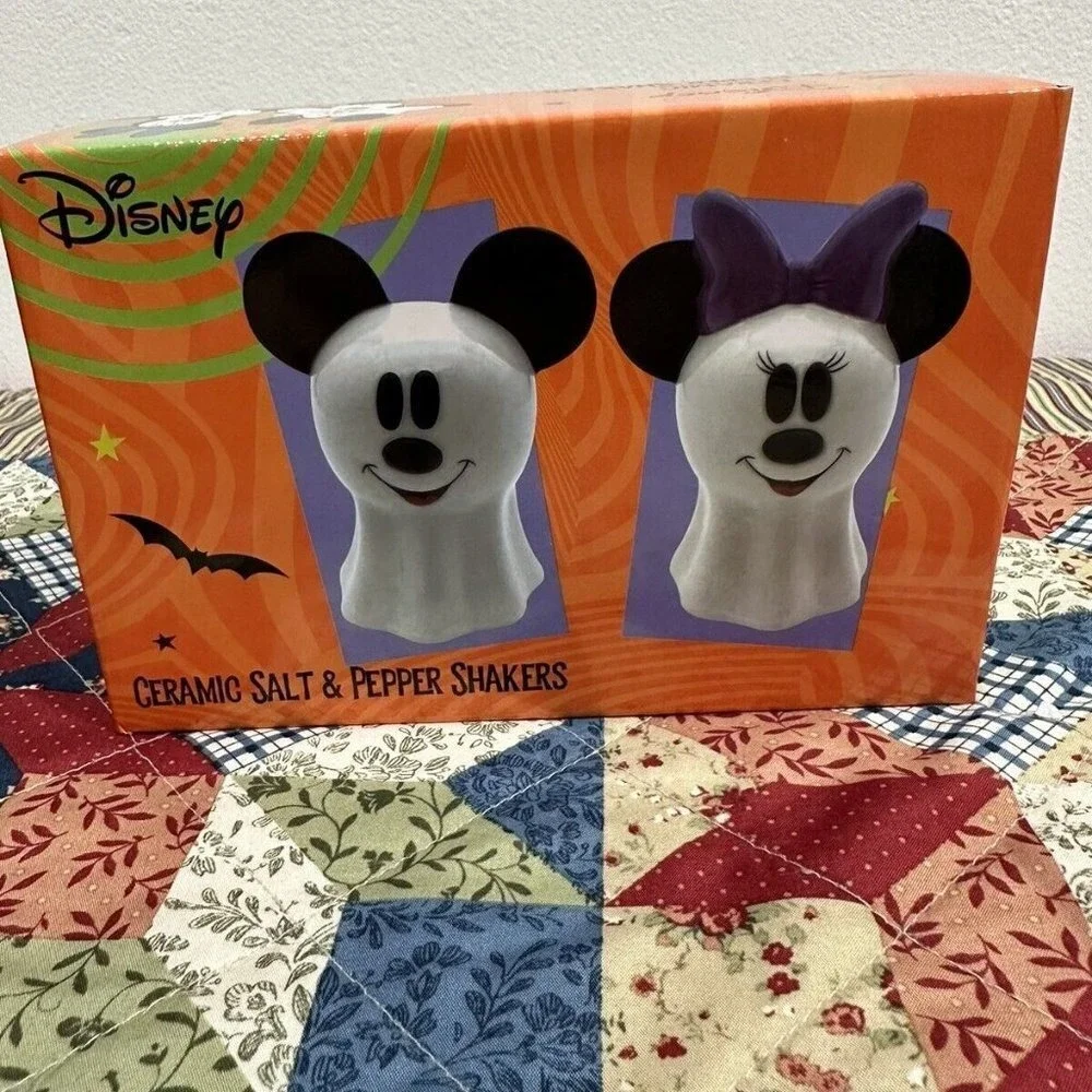 Disney Halloween‎ Ghost Mickey & Minnie Ceramic Salt & Pepper Shakers